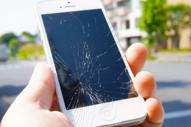 iPhoneの傷の減額はどのくらい？注意点とは？