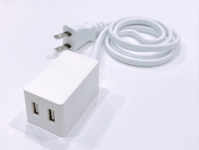 純正の充電器を使う